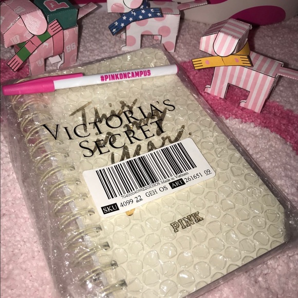 💕NWT This is my year 2020/2021 calendar💕 - Picture 2 of 10